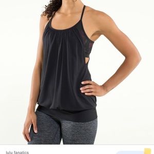 Lululemon tank size 4
